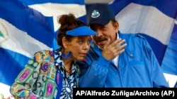 Daniel Ortega y Rosario Murillo. (AP/.Alfredo Zúñiga)