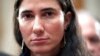 Fotografía de archivo del 19 de marzo de 2013 de la bloguera cubana disidente Yoani Sánchez durante una reunión con la prensa en el Capitolio, en Washington. Foto AP/Cliff Owen