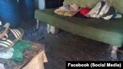 Así encontró su vivienda Eliannis Villavicencio al regresar a Río Cauto tras ser evacuada por las inundaciones que dejó el huracán Melissa.