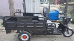 Triciclos eléctricos, alternativa ante la falta de transporte en Cuba